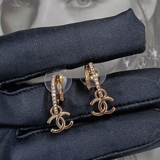 18K  Chanel Vintage Gold Earrings